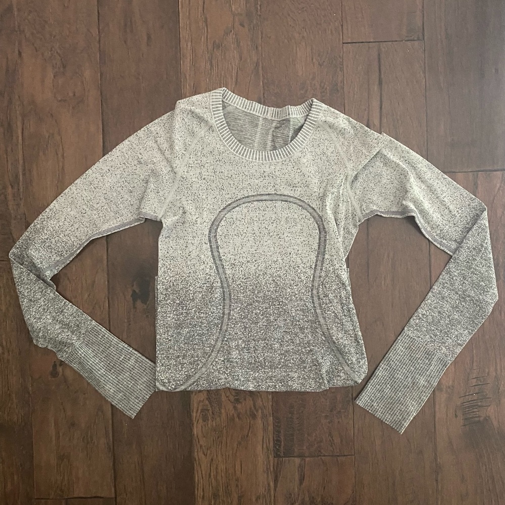 Lululemon long sleeve swiftly long sleeve shirt!